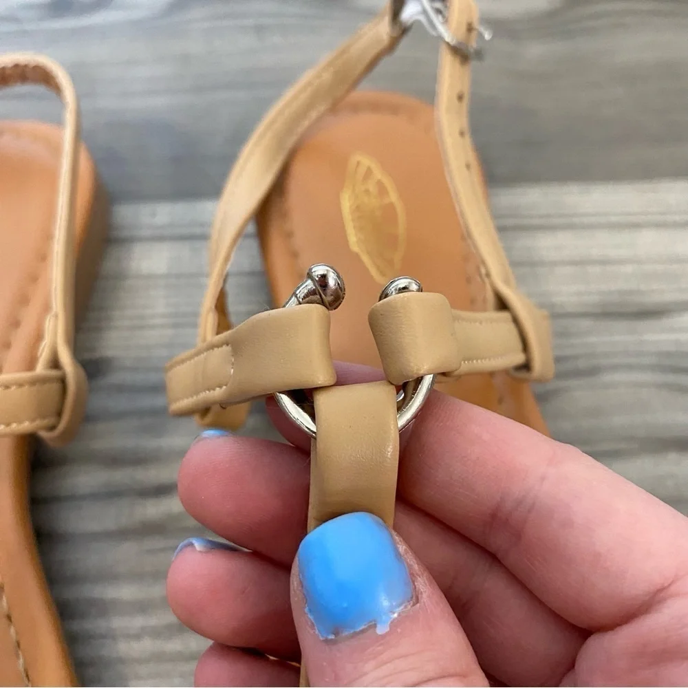 American Eagle Sandals and‎ Flats Bundle 6.5
